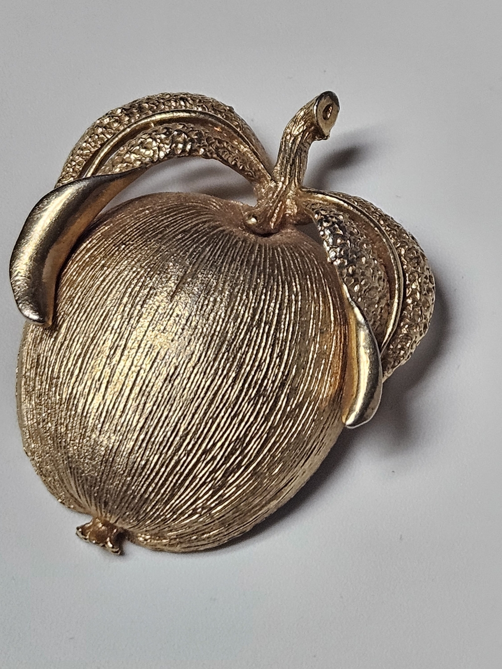 Sarah Coventry Gold Tone Apple Pomegrante Brooch - Textured Fruit Pin